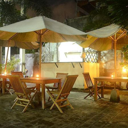 Budget Door Legian Inn Kuta  Bagian luar foto