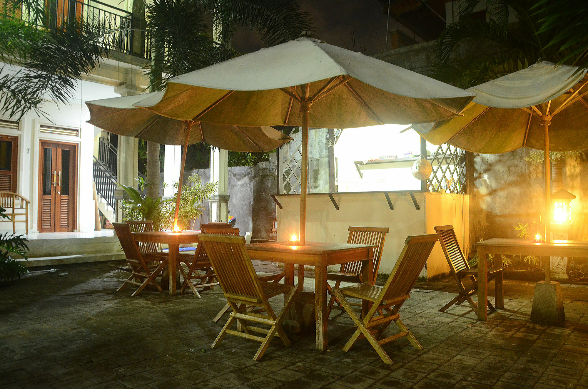 Budget Door Legian Inn Kuta  Bagian luar foto