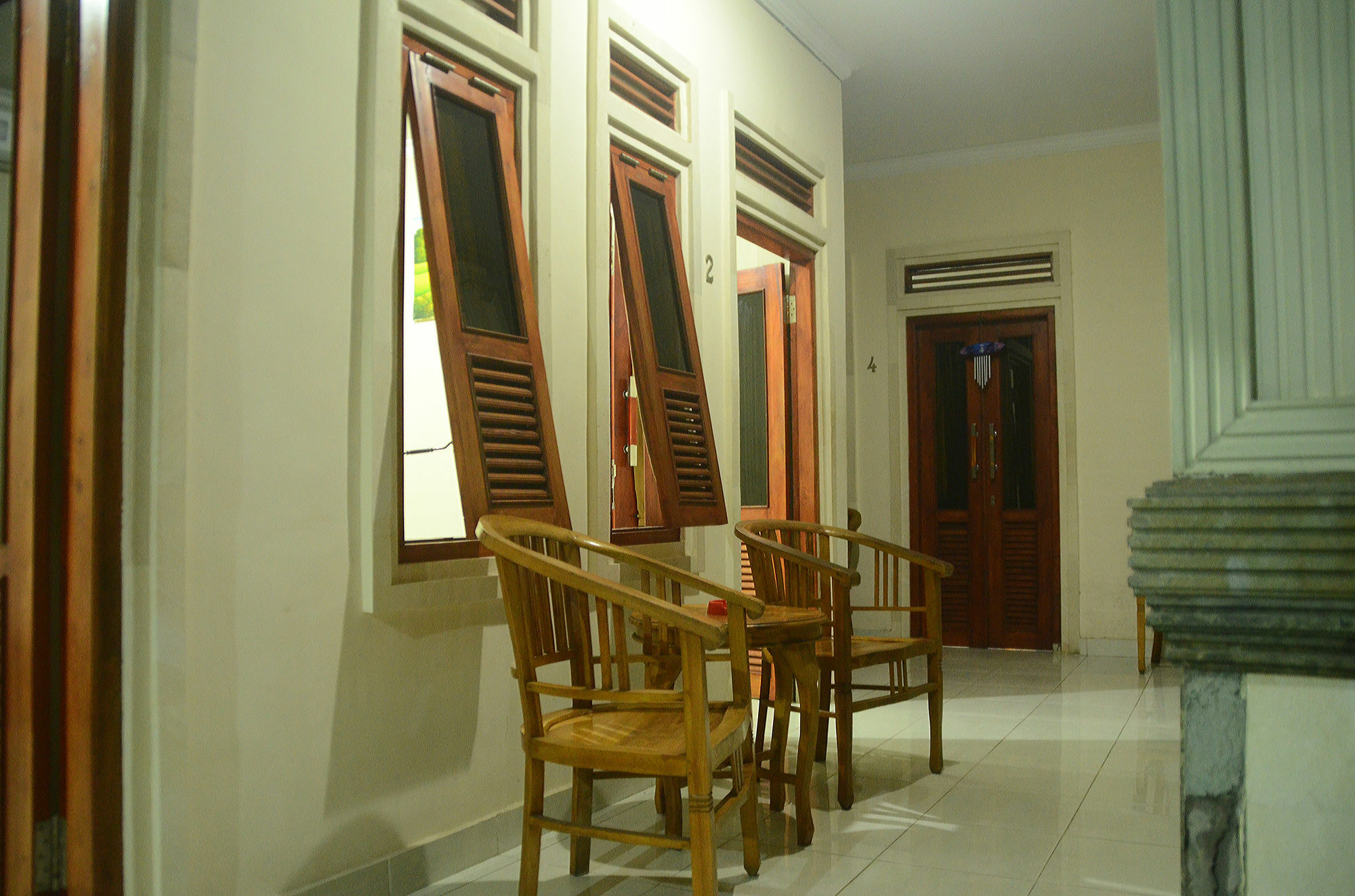 Budget Door Legian Inn Kuta  Bagian luar foto